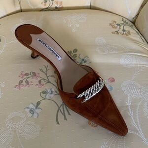 MANOLO BLAHNIK GORGEOUS SUEDE MULES